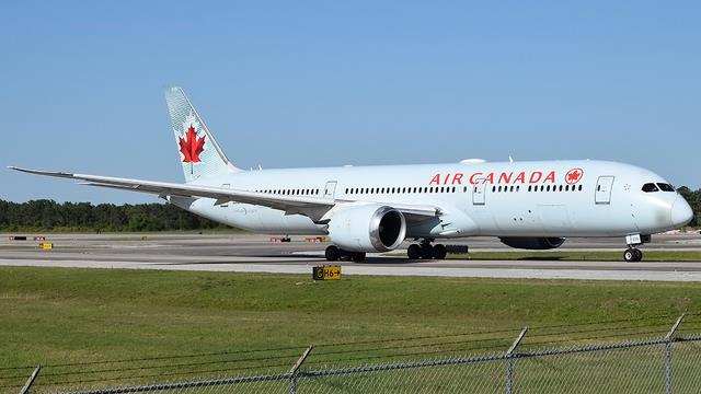 C-FGDX::Air Canada